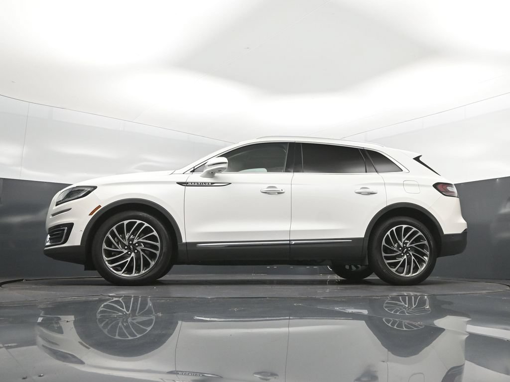 Used 2020 Lincoln Nautilus Reserve w/ Equipment Group 201A FWD image 39