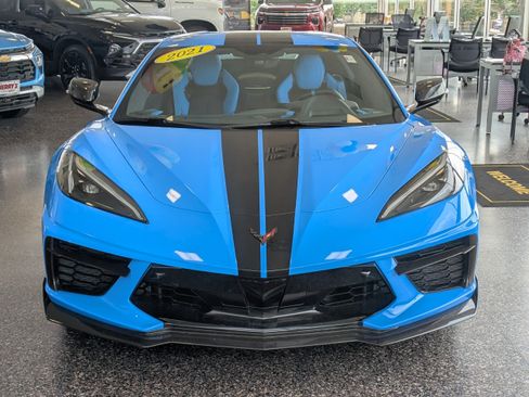 Used 2021 Chevrolet Corvette Stingray Premium Conv w/ Z51 Performance Package RWD image 2