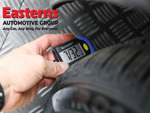 Used 2023 Tesla Model 3 Standard Range image 23