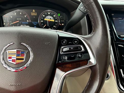 Used 2015 Cadillac Escalade Luxury RWD image 12