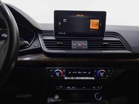 Used 2019 Audi Q5 Prestige AWD/4WD image 23