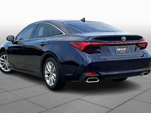 Used 2021 Toyota Avalon XLE w/ Carpet Mat Package (TMS) image 10