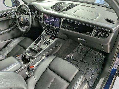 Certified 2023 Porsche Macan S AWD/4WD image 22