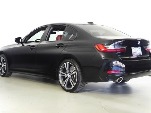 Certified 2023 BMW 330i Sedan w/ Premium Package RWD image 9