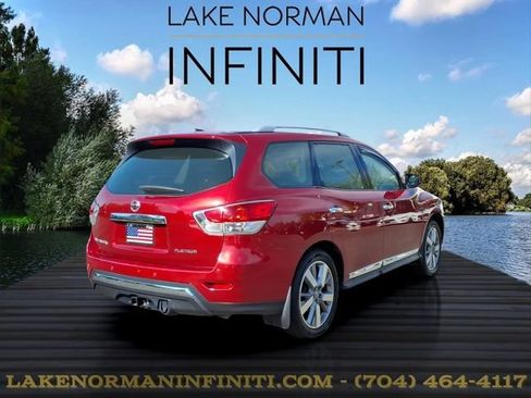 Used 2016 Nissan Pathfinder Platinum FWD image 27
