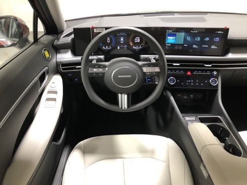 New 2025 Hyundai Sonata SEL image 26