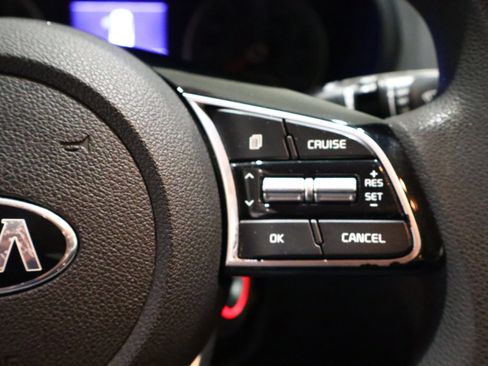 Used 2019 Kia Optima LX image 12