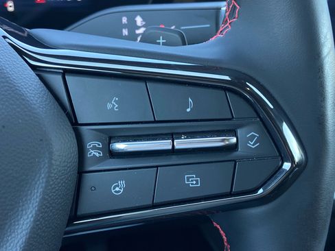 Used 2026 Chevrolet Equinox RS FWD image 21