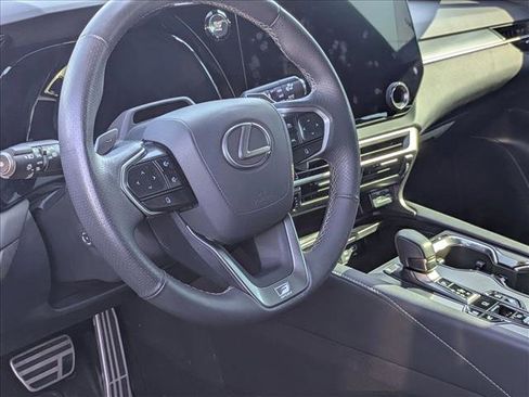 Used 2023 Lexus RX 350 F Sport image 9
