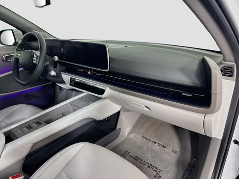 Used 2023 Hyundai Ioniq 6 SEL RWD image 30