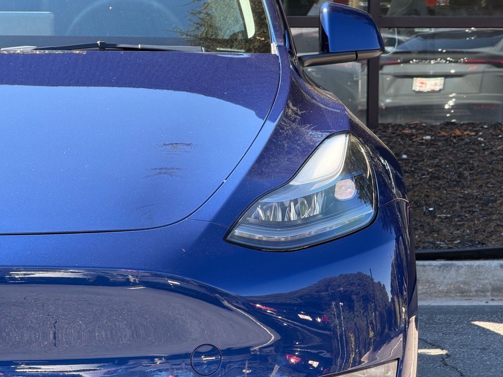 Used 2023 Tesla Model Y AWD image 5