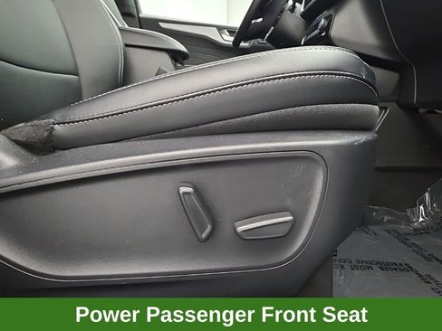 Used 2025 Ford Escape Platinum image 47