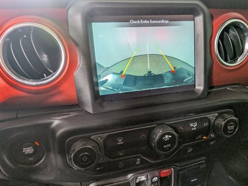Used 2020 Jeep Wrangler Unlimited Rubicon AWD/4WD image 25