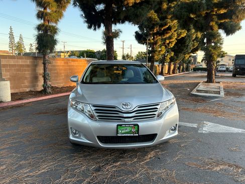 Used 2010 Toyota Venza image 8