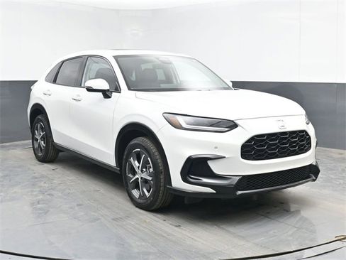 Used 2023 Honda HR-V EX-L image 2