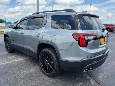 Used 2023 GMC Acadia SLE w/ Elevation Edition FWD image 5