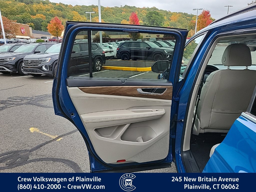 Certified 2026 Volkswagen Atlas SE AWD/4WD image 48