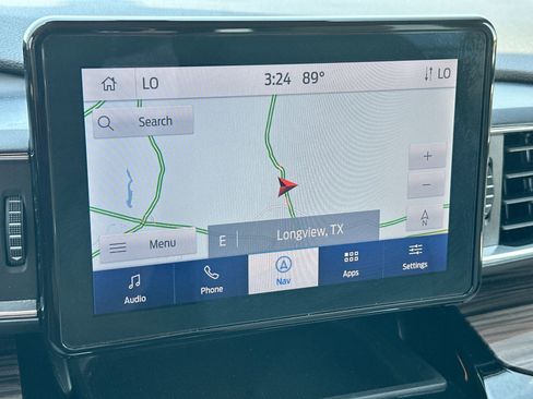 Used 2024 Ford Explorer Limited image 13