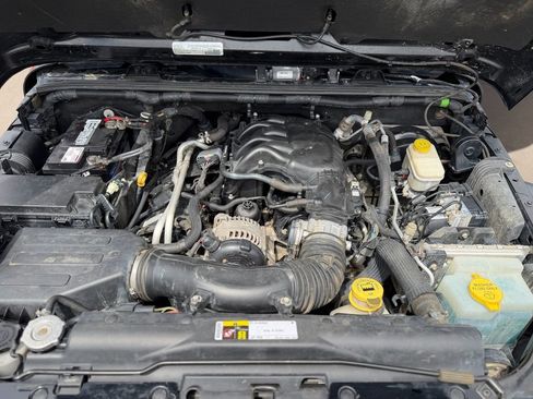 Used 2016 Jeep Wrangler Rubicon AWD/4WD image 20