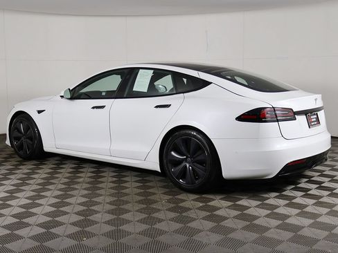 Used 2023 Tesla Model S AWD/4WD image 10