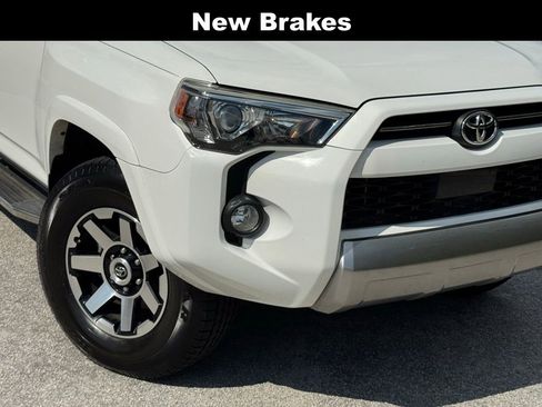 Used 2020 Toyota 4Runner TRD Off-Road image 5