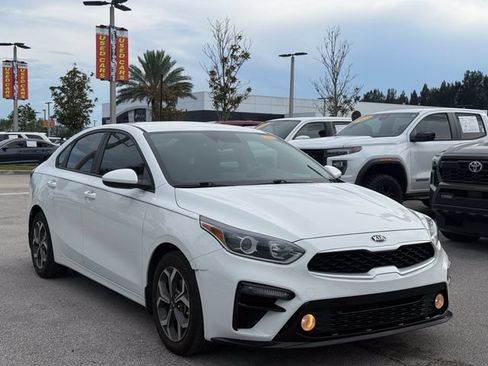 Used 2020 Kia Forte LXS FWD image 4