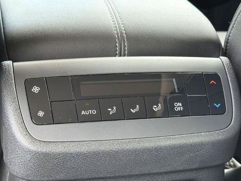 Certified 2025 Nissan Pathfinder SV w/ SV Premium Package AWD/4WD image 23