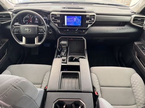 Used 2024 Toyota Tundra SR5 AWD/4WD image 15