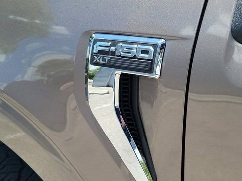 Used 2022 Ford F150 XLT w/ Equipment Group 302A High AWD/4WD image 10