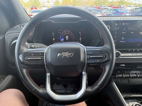 Used 2023 Chevrolet Colorado Z71 image 21