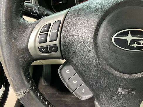 Used 2011 Subaru Impreza 2.5i Premium w/ PWR Moonroof Value Pkg image 9