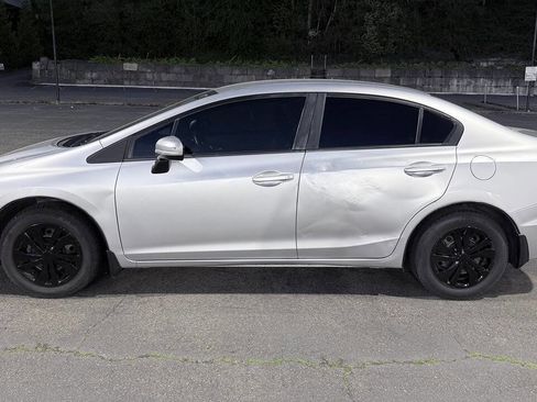Used 2014 Honda Civic LX image 9