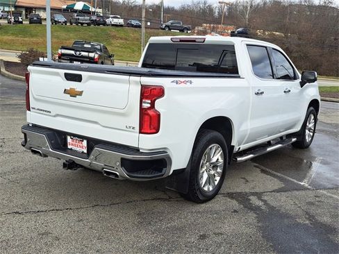 Used 2022 Chevrolet Silverado 1500 LTZ image 32