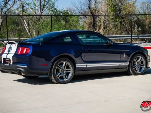 Used 2010 Ford Mustang Shelby GT500 RWD image 55