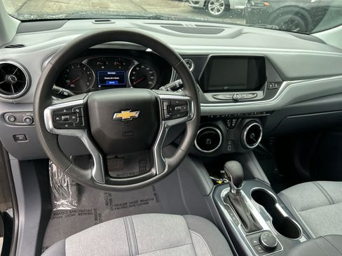 Used 2022 Chevrolet Blazer LT AWD/4WD image 13