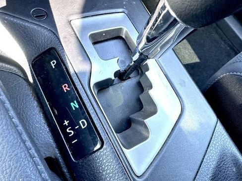 Used 2018 Toyota RAV4 XLE w/ Plus Extra Value Package image 9