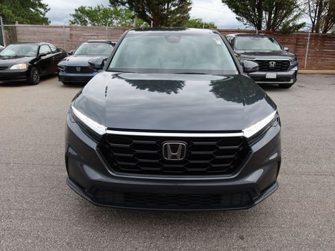 Used 2023 Honda CR-V EX image 10