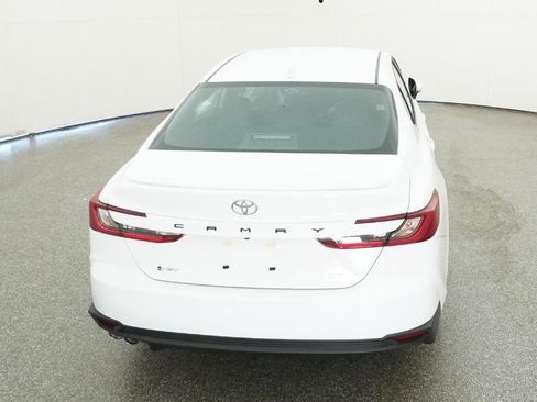 New 2026 Toyota Camry SE image 18