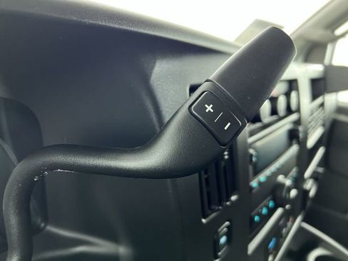 Used 2024 GMC Savana 2500 w/ Driver Convenience Package image 16