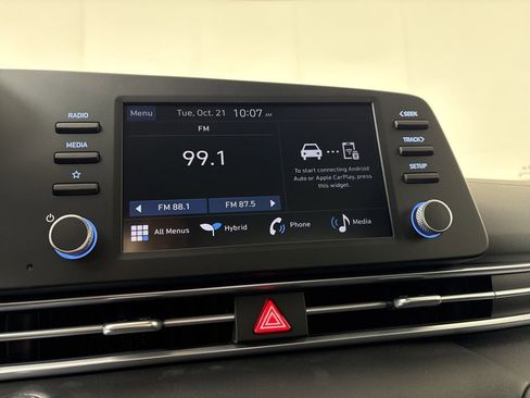 New 2025 Hyundai Elantra Hybrid FWD image 26
