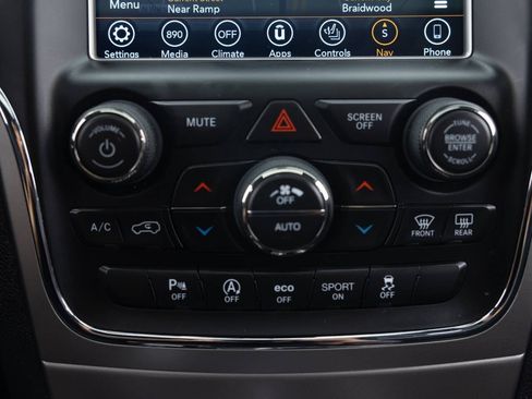 Used 2018 Jeep Grand Cherokee Altitude image 36