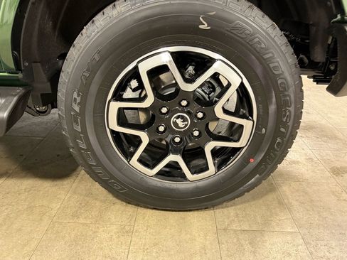 New 2025 Ford Bronco Outer Banks image 14