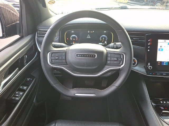 Used 2024 Jeep Wagoneer Series III AWD/4WD image 19