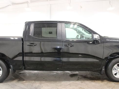 Used 2025 Chevrolet Silverado 1500 LT image 11