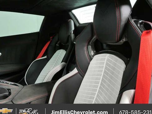 Used 2023 Chevrolet Corvette Stingray Premium Conv w/ Z51 Performance Package RWD image 5