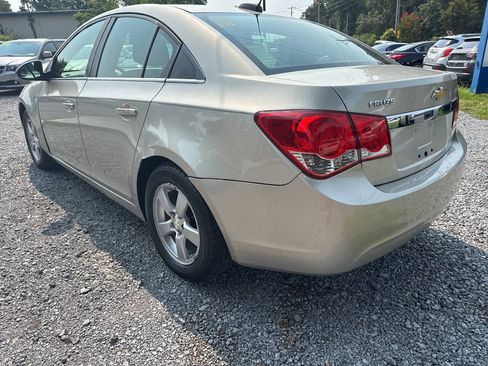 Used 2016 Chevrolet Cruze LT FWD image 5