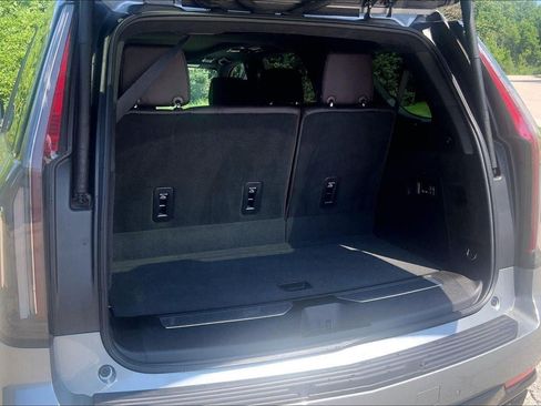 Certified 2024 Cadillac Escalade V AWD/4WD image 4