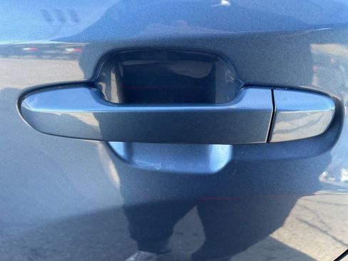 Used 2023 Subaru Forester Premium image 17