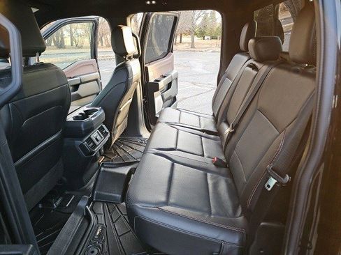 Used 2022 Ford F150 Lariat w/ Equipment Group 502A High image 18