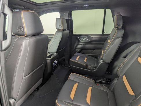 Used 2024 GMC Yukon AT4 image 21